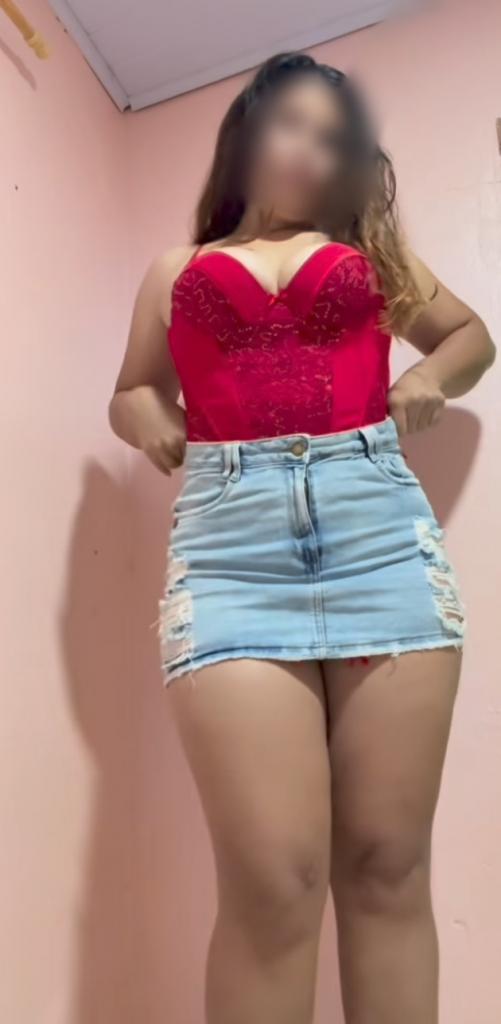 642445675: Chica busca chico en Lugo