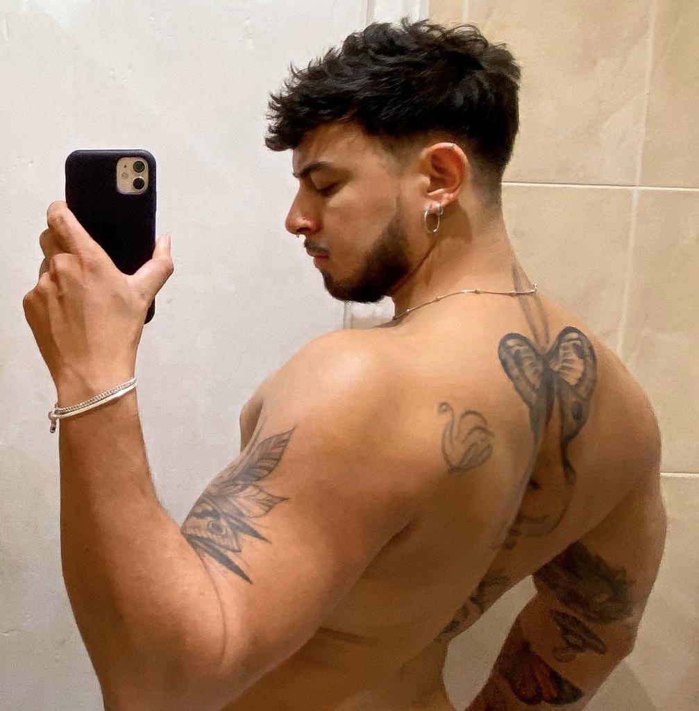 672044911: Chico busca chica en Ceuta