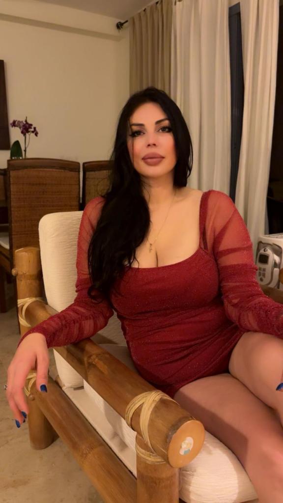 691325975: Chica busca chico en Alicante