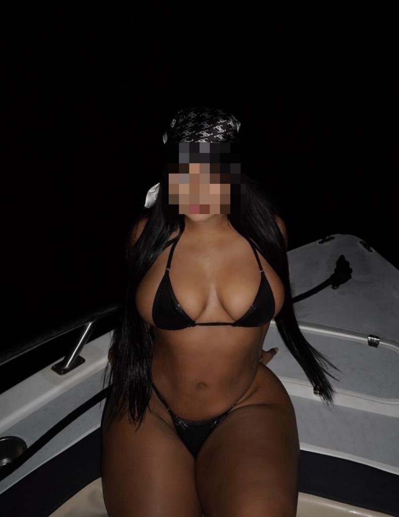 Chica busca chico en Lugo: 