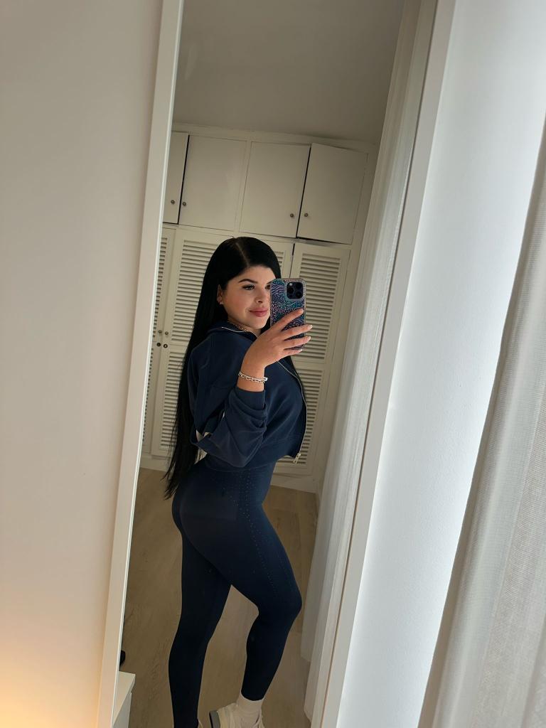 Chica busca chico en Almería: 