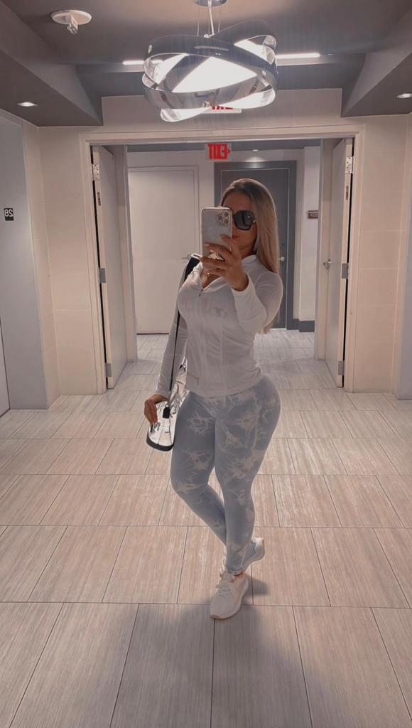 747413597: Chica busca chico en Cáceres