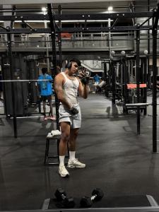 613279905: Chico busca chica en Sevilla