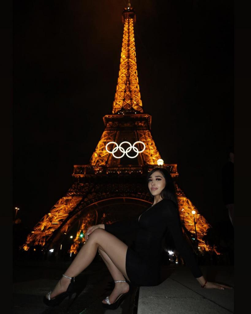 604213613: Chica busca chico en Barcelona