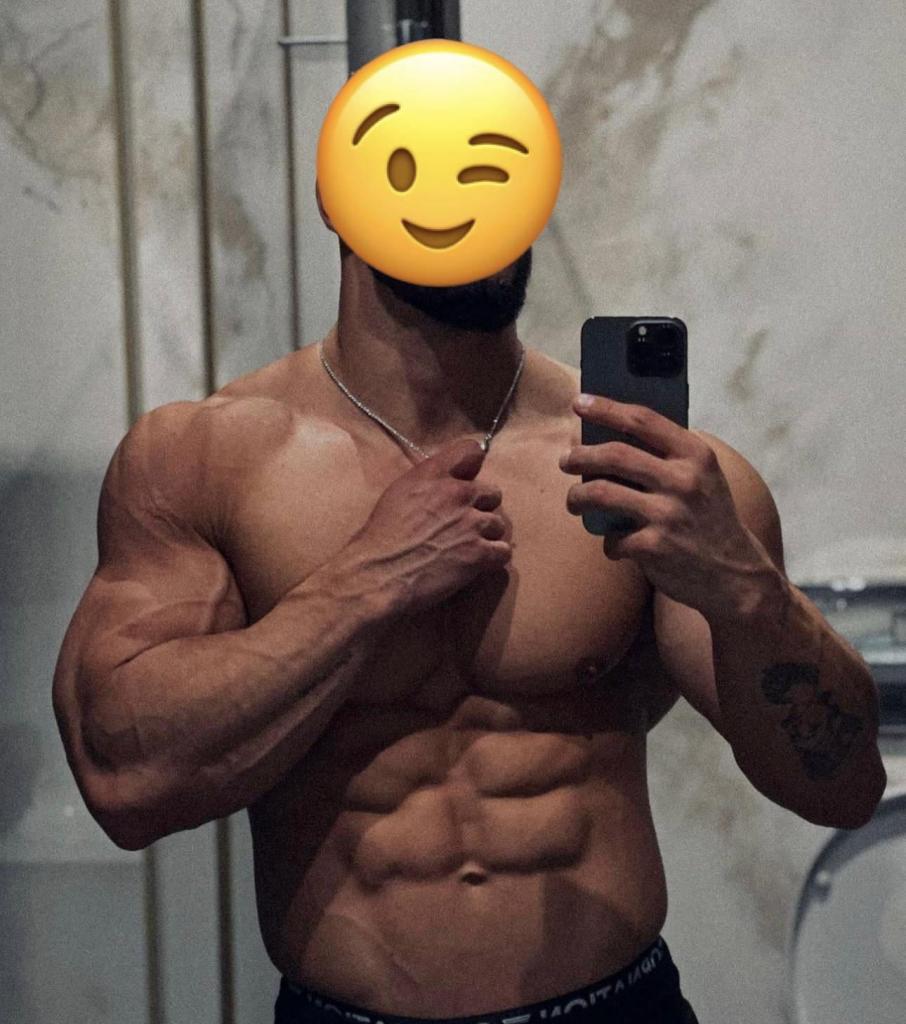 Chico busca chica en Málaga: 