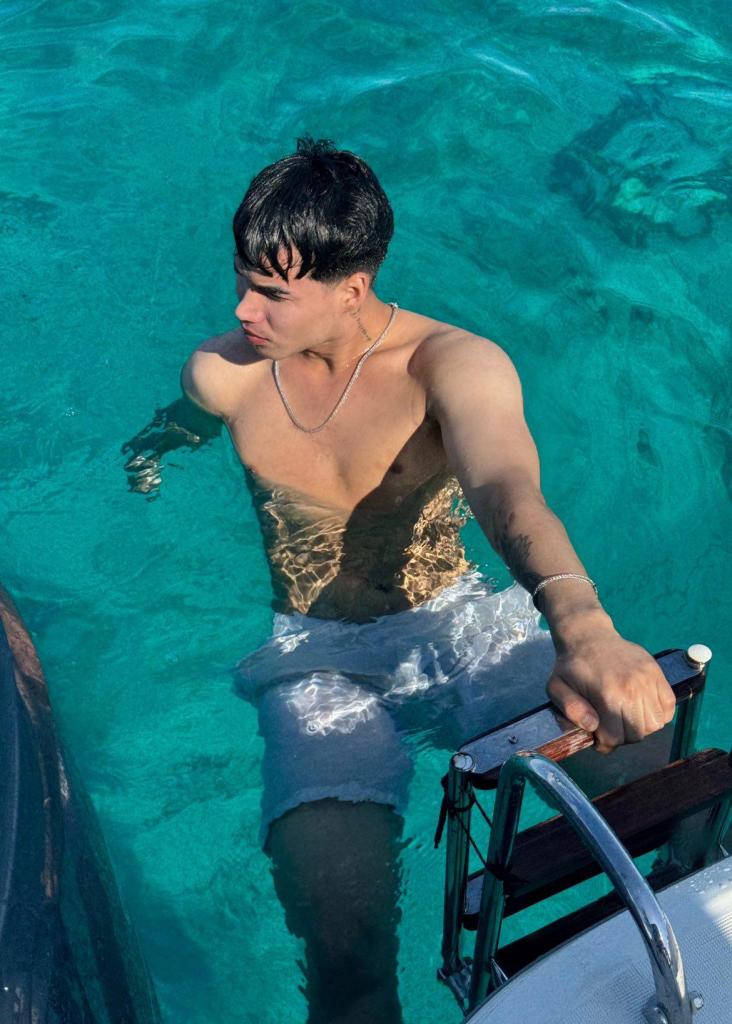 Chico busca chica en Alicante: 