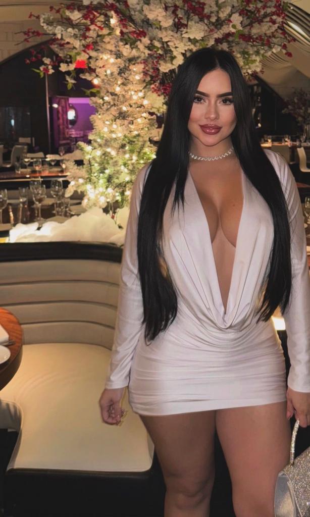 Chica busca chico en Cádiz: 