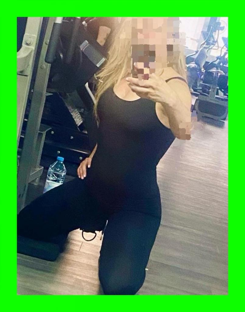 633508042: Chica busca chico en Barcelona