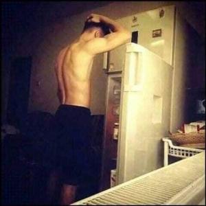 614762047: Chico busca chica en Tarragona