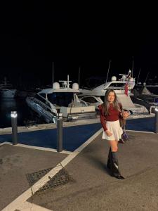 685225753: Chica busca chico en Málaga