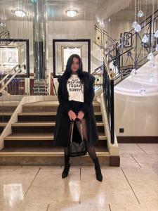 671134267: Chica busca chico en Sevilla