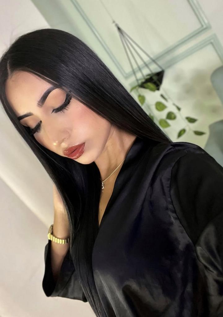 Chica busca chico en Granada: 