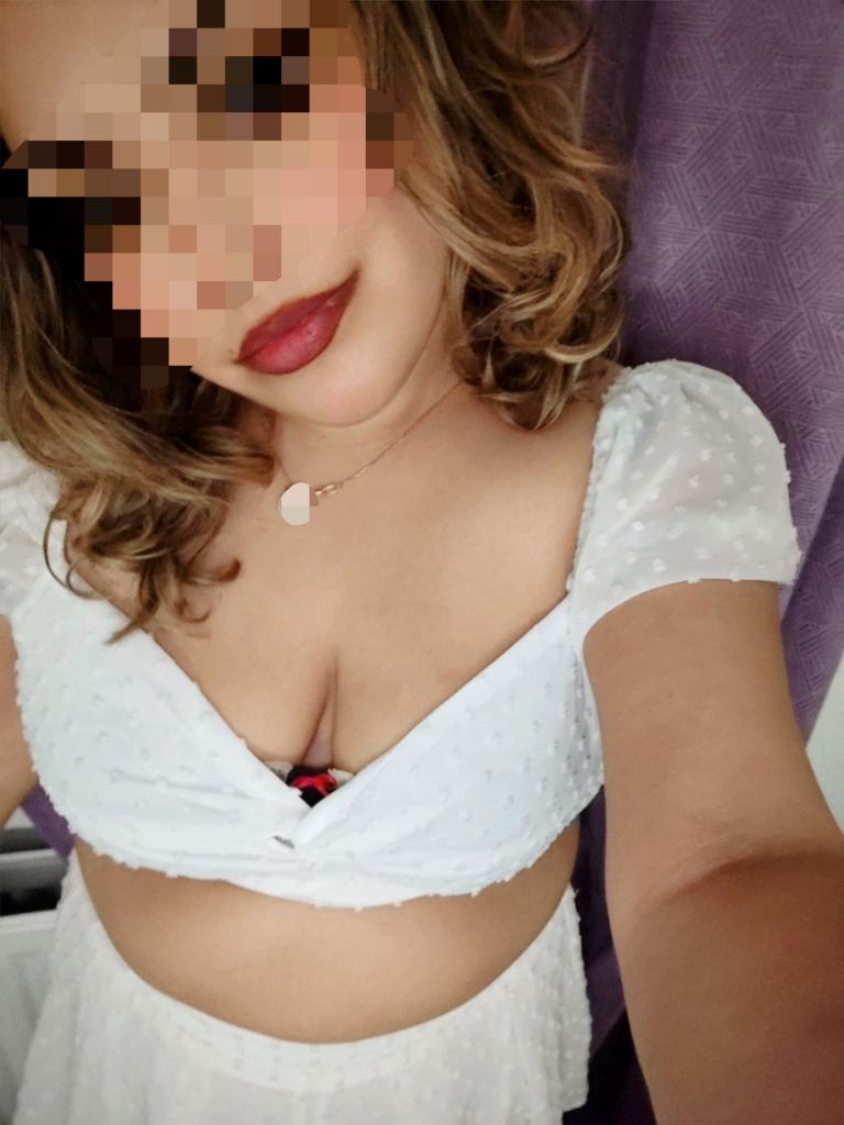 694903830: Chica busca chico en Madrid