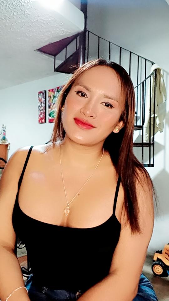 Chica busca chico en Ibiza: 