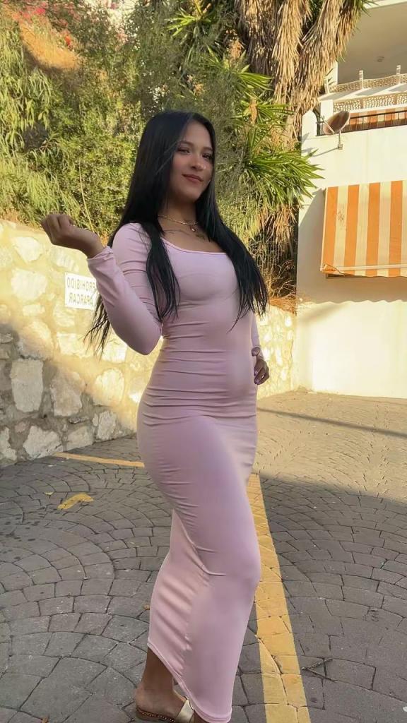 687797307: Chica busca chico en Málaga