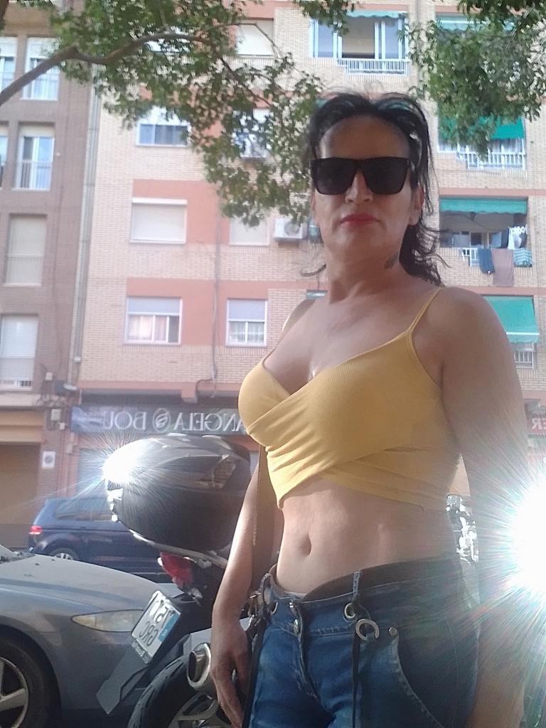 Chica busca chico en Valencia: 