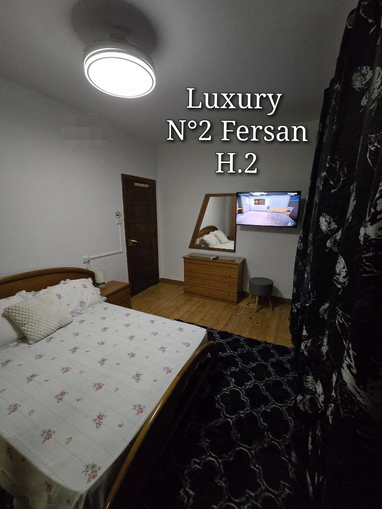 673664572: Chica busca chico en León