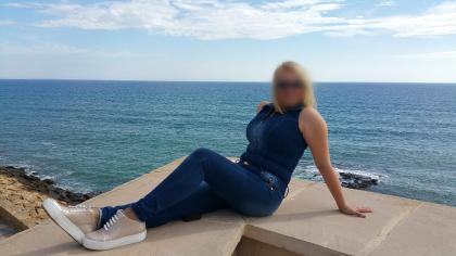 Chica busca chico en Almería: 