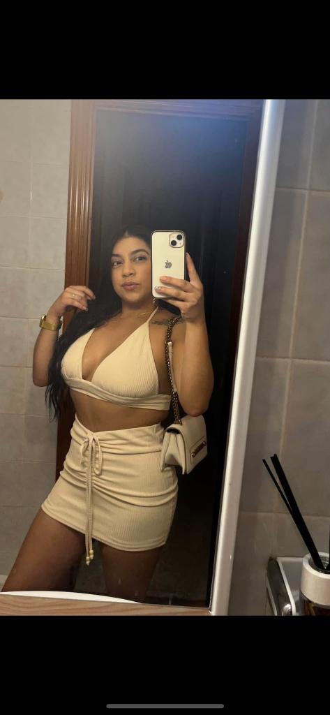 647163074: Chica busca chico en Málaga
