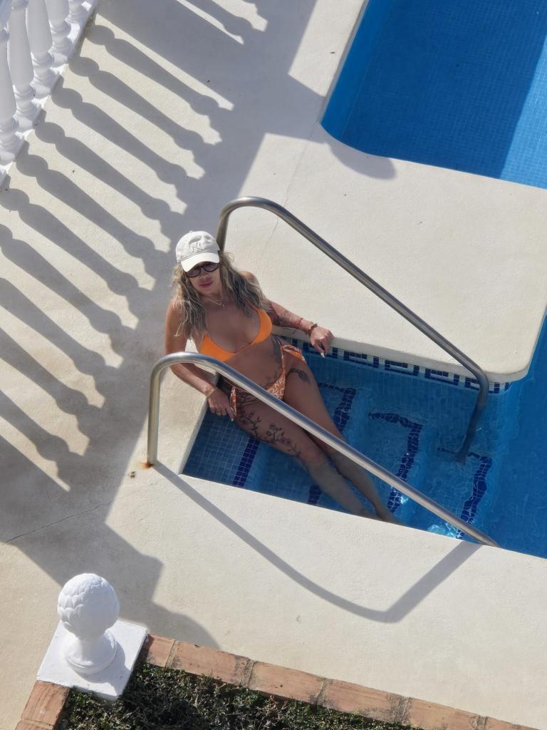 Chica busca chico en Valencia: Chica busca chico