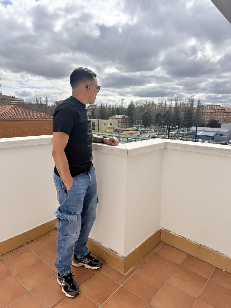 Chico busca chica en Cantabria: 
