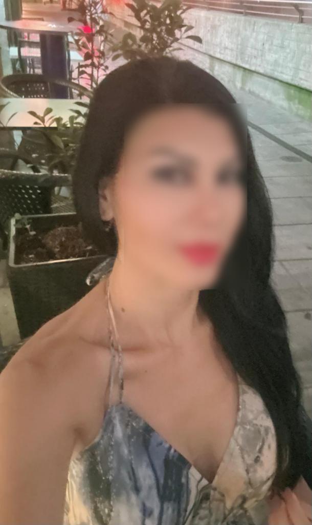 674474715: Chica busca chico en Madrid