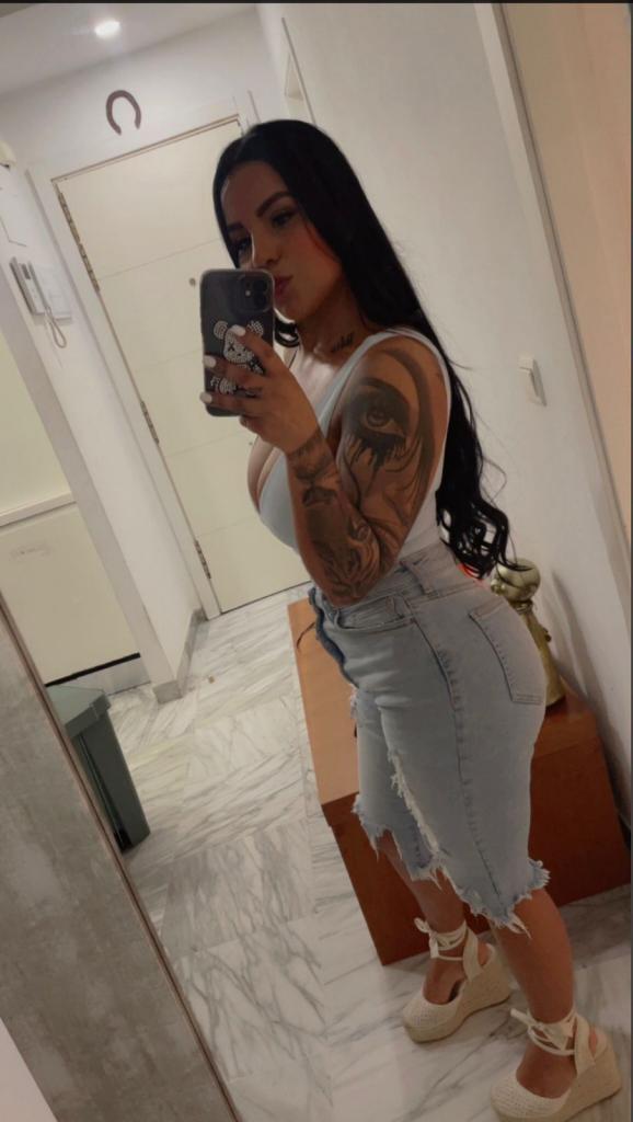 Chica busca chico en Almería: 