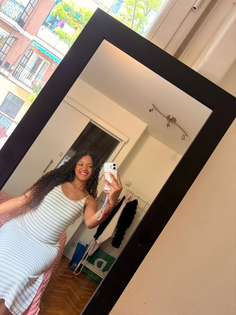 603690534: Chica busca chico en Madrid