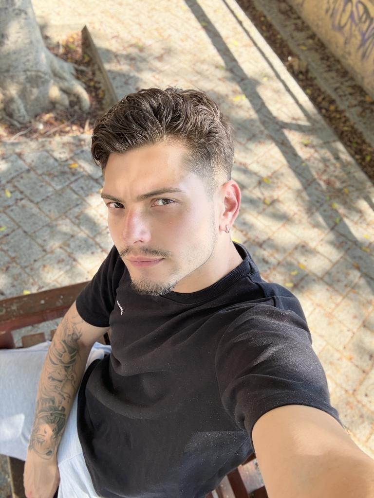 624048920: Chico busca chica en Murcia