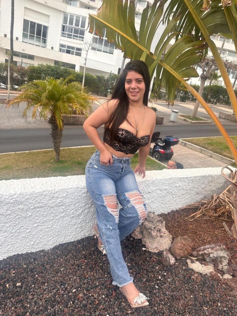Chica busca chico en Tenerife: Chica busca chico