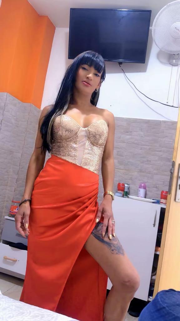 Chica busca chico en Granada: 