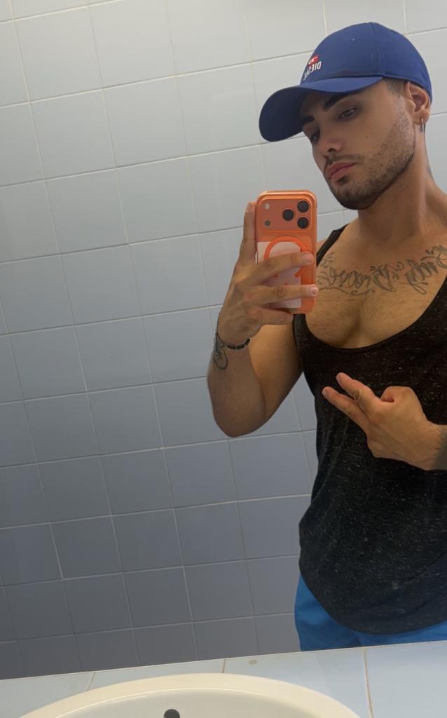 643252843: Chico busca chica en Badajoz
