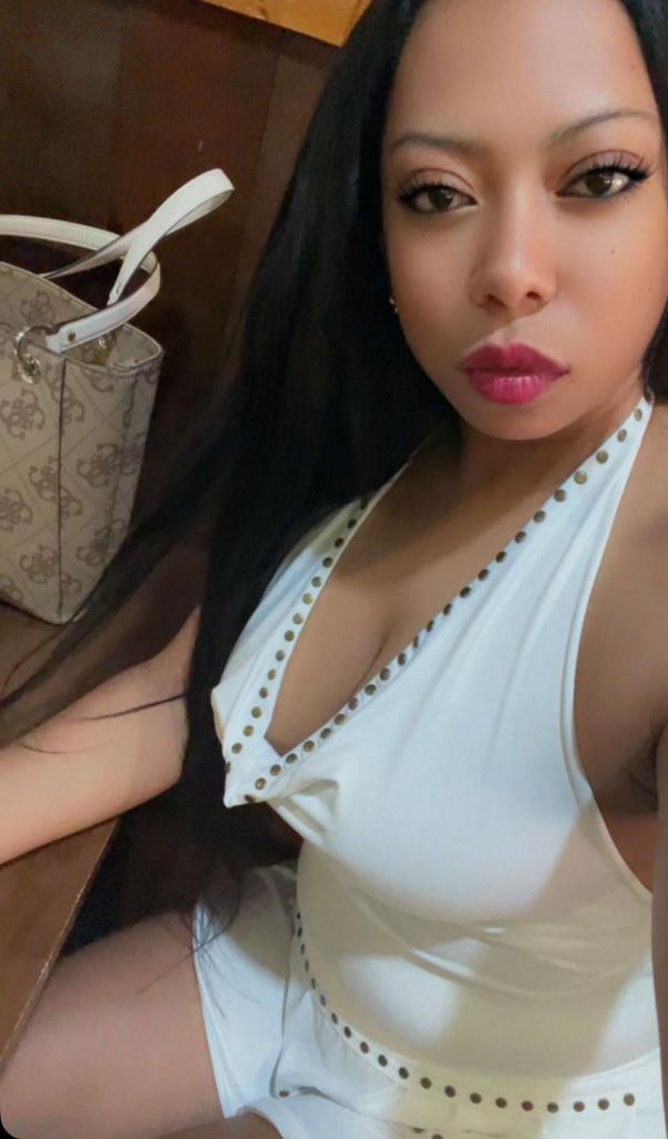 656960252: Chica busca chico en Granada