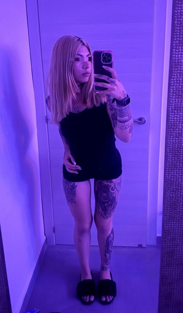613724643: Chica busca chico en Barcelona