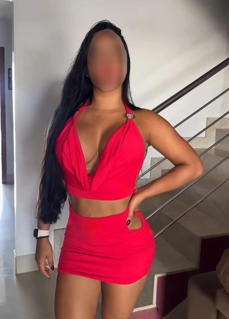 675332506: Chica busca chico en Barcelona