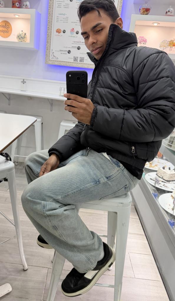 613215693: Chico busca chica en Mallorca