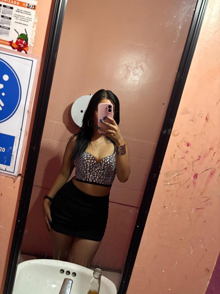 645557770: Chica busca chico en Las Palmas