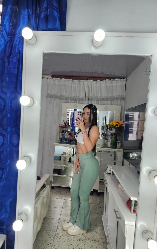 614856785: Chica busca chico en Tenerife