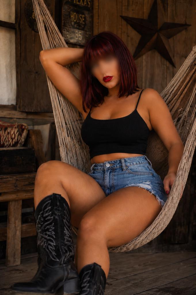 Chica busca chico en Granada: 