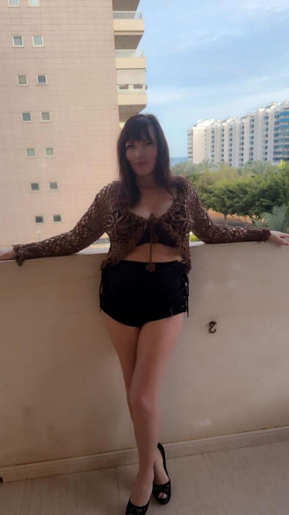 614134148: Chica busca chico en Alicante