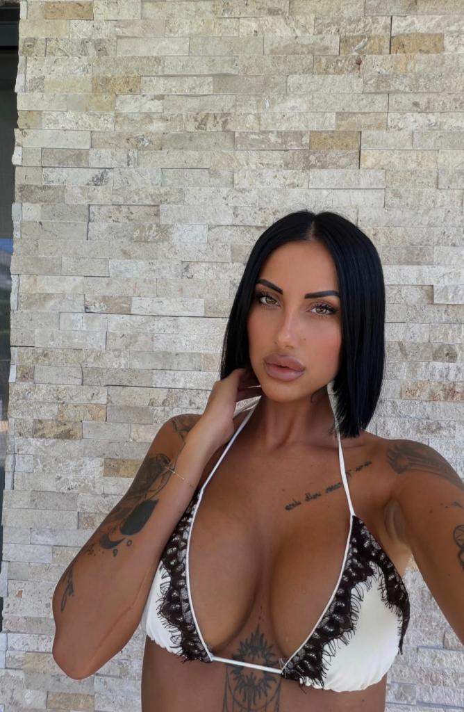 639530856: Transexual en Granada