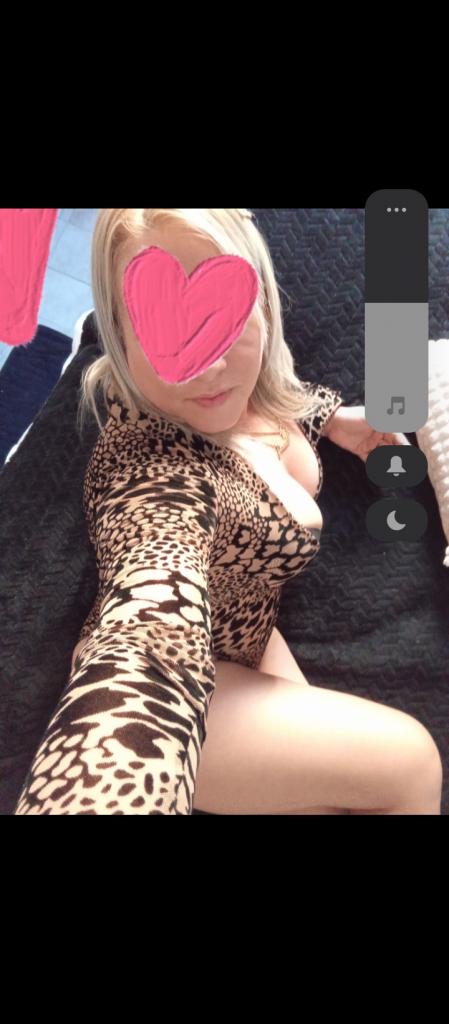 Chica busca chico en Huesca: 