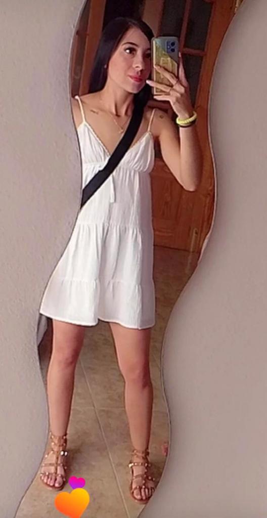 Chica busca chico en Ibiza: 