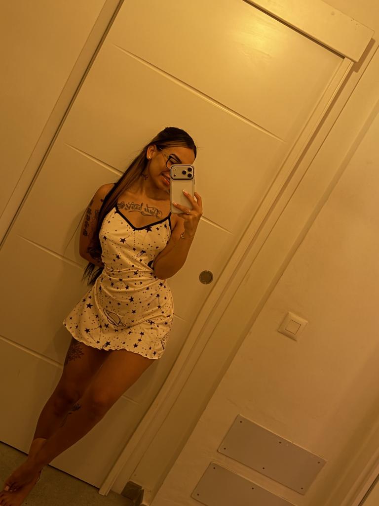 617417949: Chica busca chico en Tenerife