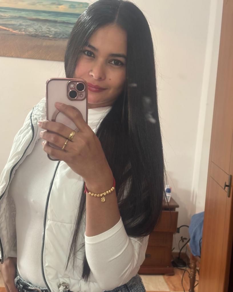 Chica busca chico en Cádiz: 