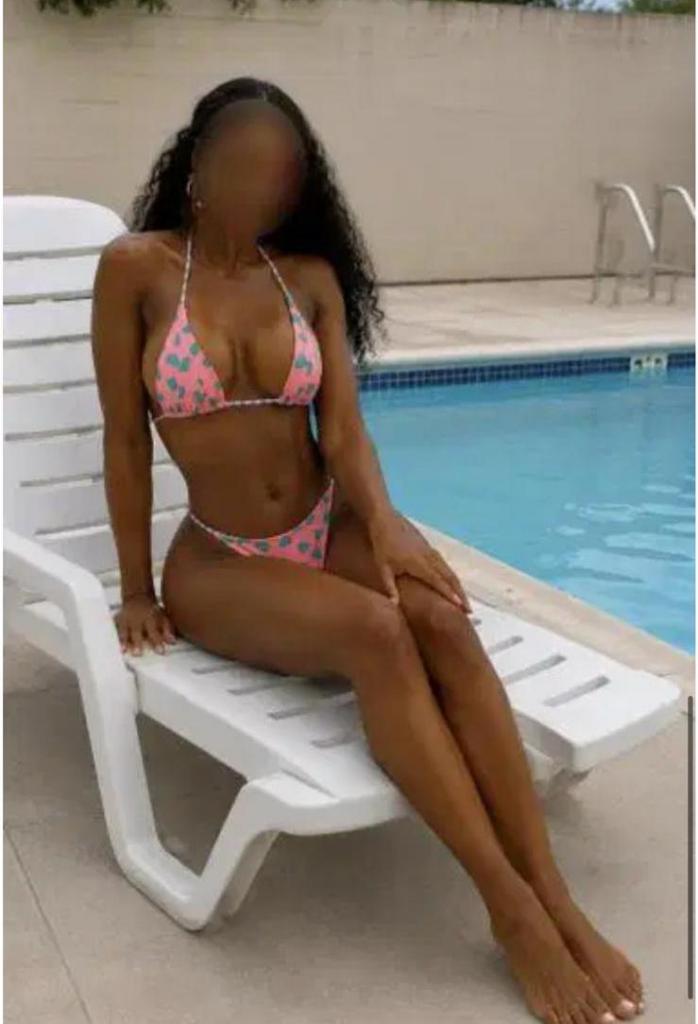 632805605: Chica busca chico en Lérida