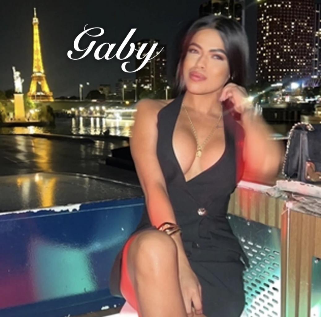 669608091: Chica busca chico en Madrid
