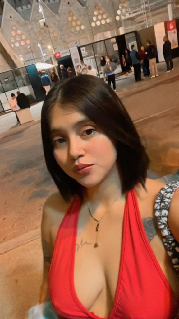 Chica busca chico en Barcelona: 