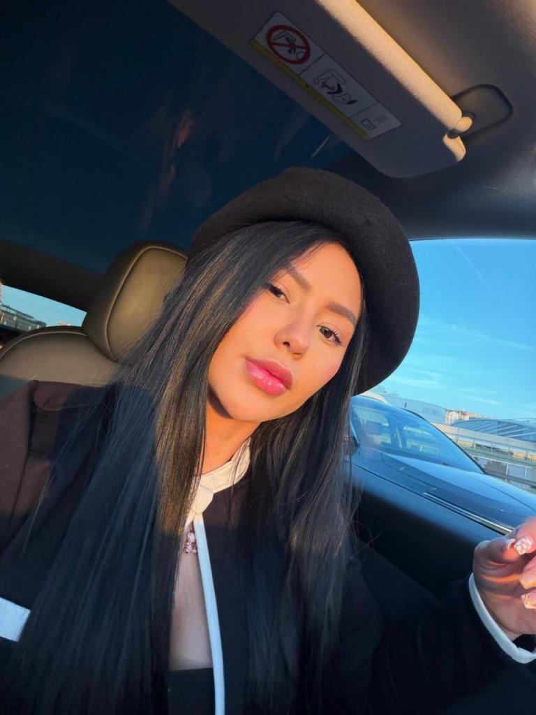 692716350: Chica busca chico en Zaragoza