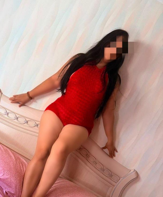 Chica busca chico en Almería: 